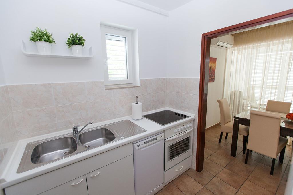 Apartments Casa Bianca Crikvenica Exterior foto
