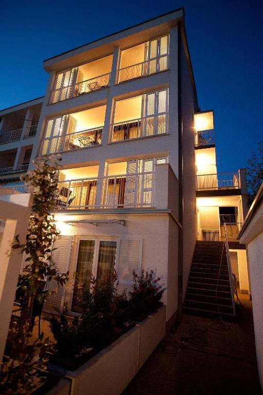 Apartments Casa Bianca Crikvenica Exterior foto